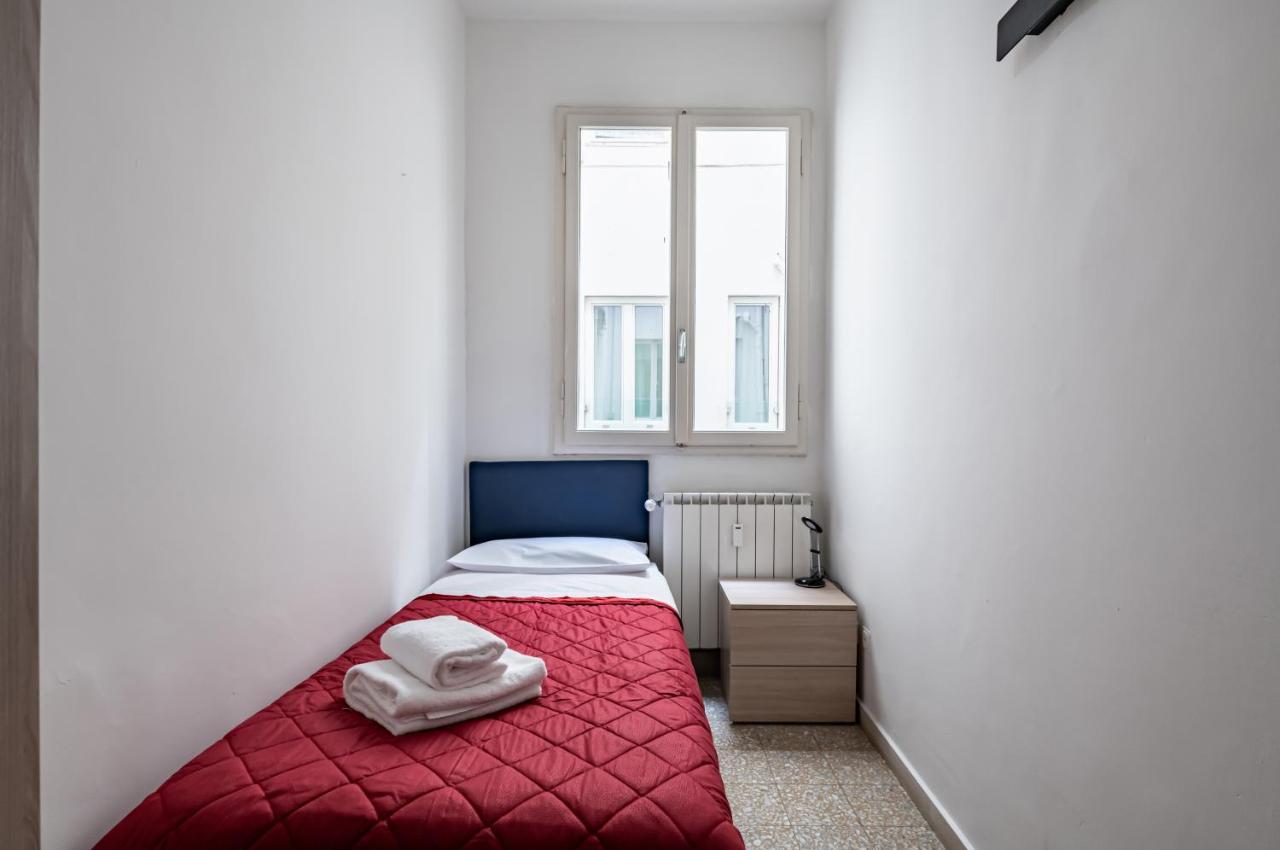 Ponte Vecchio Central Roomy Flat X7 Флоренция Экстерьер фото